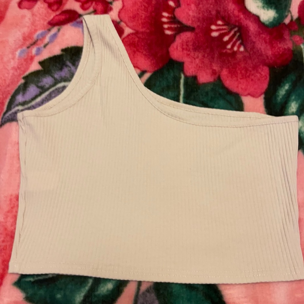 Cute one shoulder crop top